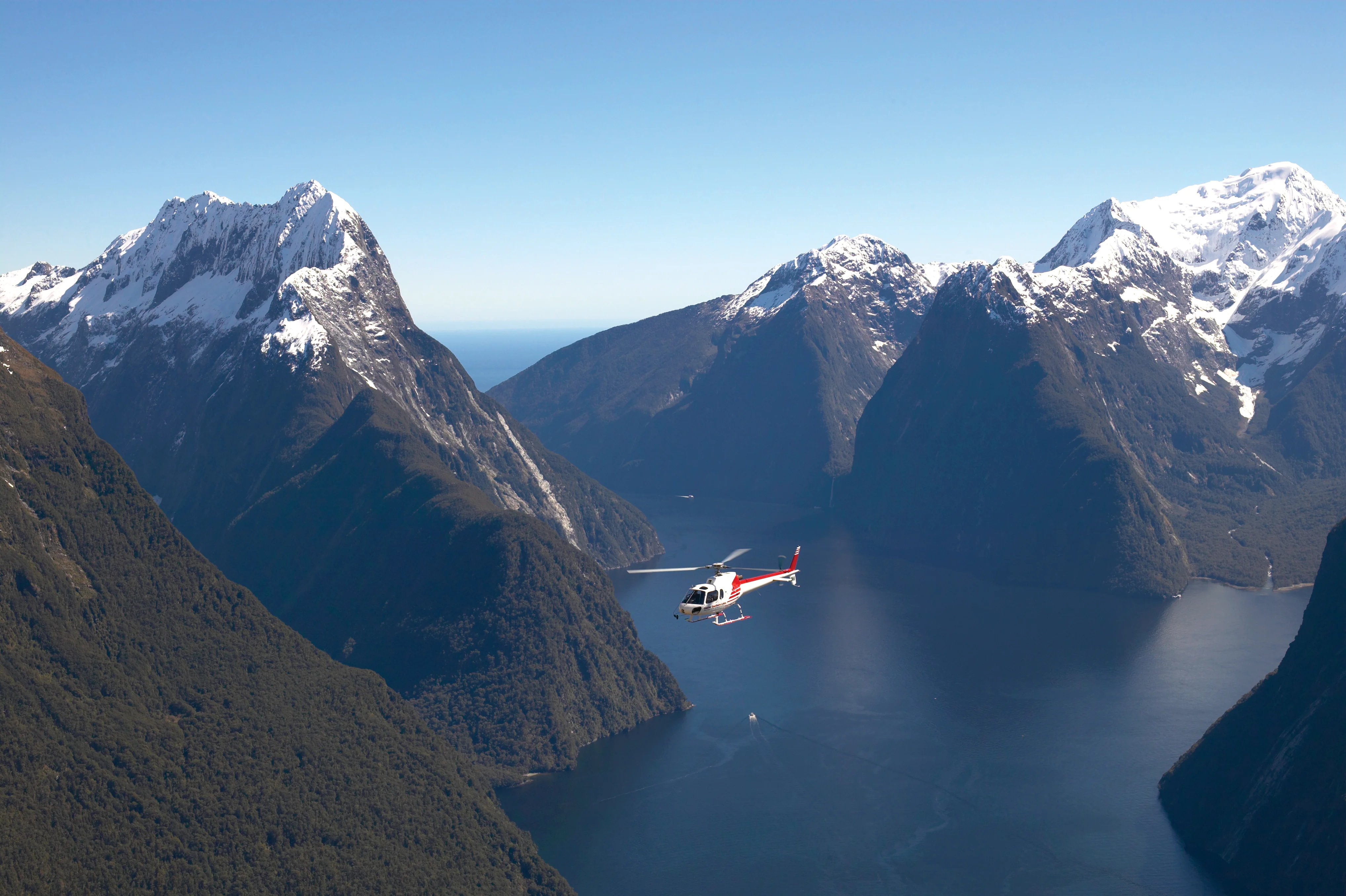 Milford Sound Heli Cruise Experience