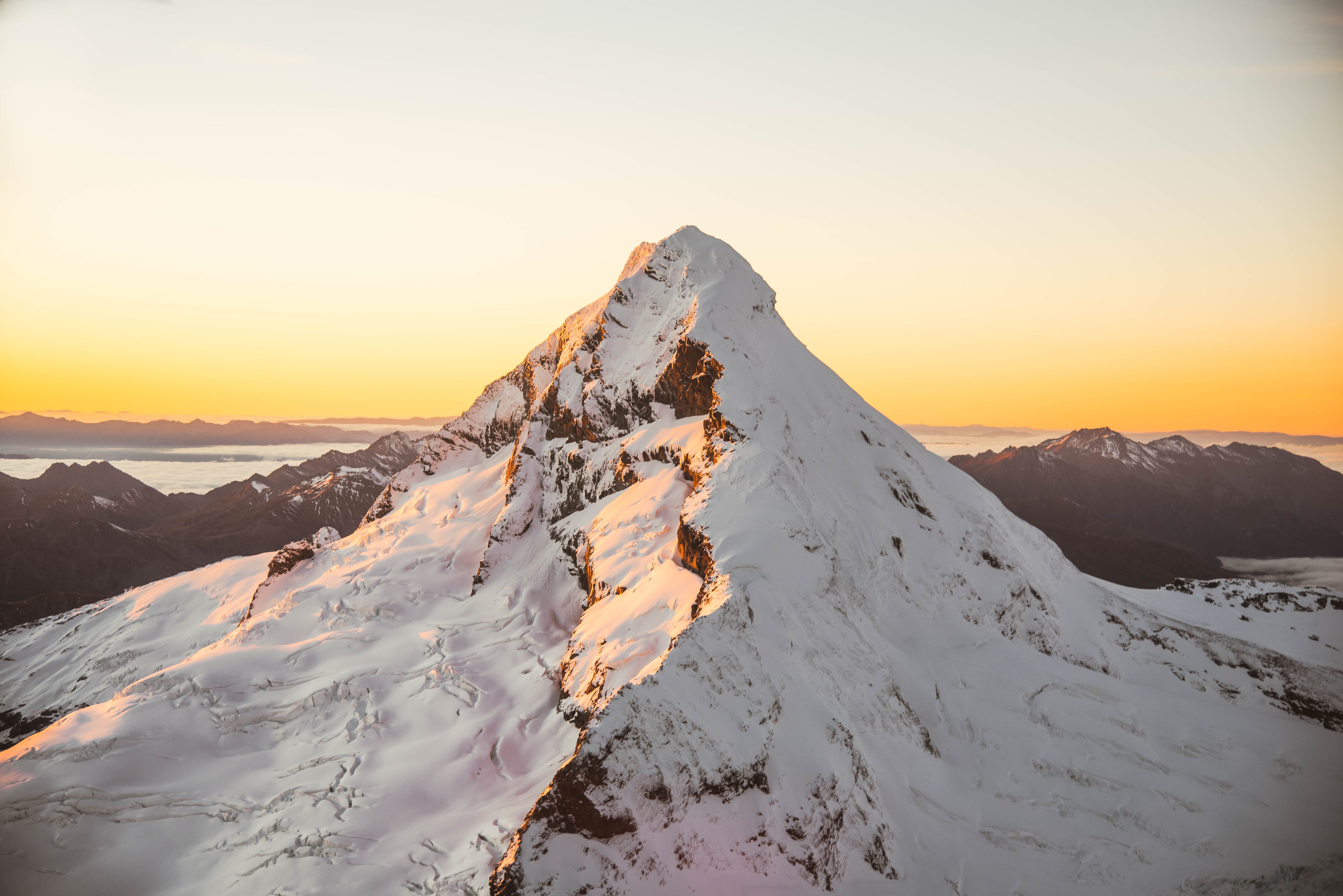 Mt Aspiring Sunrise Flight experience